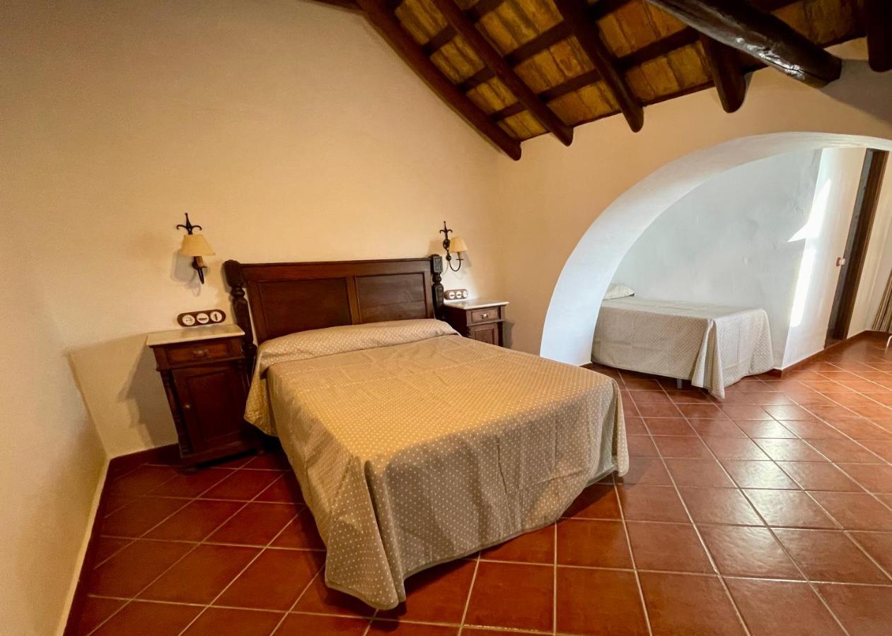 Cortijo Donana Villa La Puebla de Cazalla Bagian luar foto