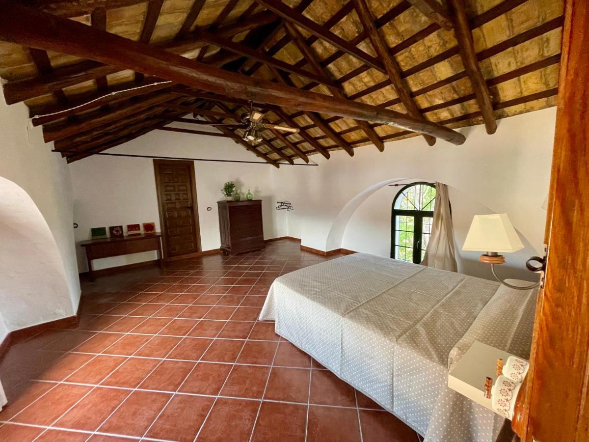 Cortijo Donana Villa La Puebla de Cazalla Bagian luar foto